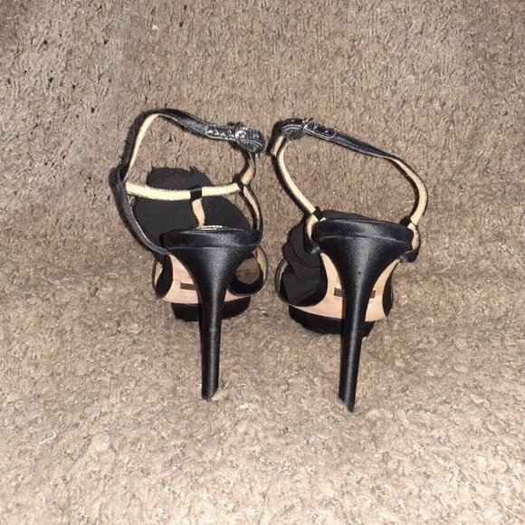 BADGLEY MISCHKA-Randee-Silk/Satin Black Flower-4.5" Heels-Sz 5.5-Excellent - Picture 5 of 7
